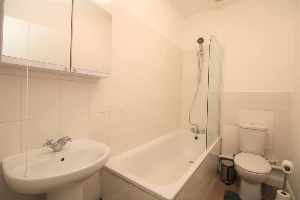 Ideal 2 Bed Flat Close To City Daire Londra Dış mekan fotoğraf